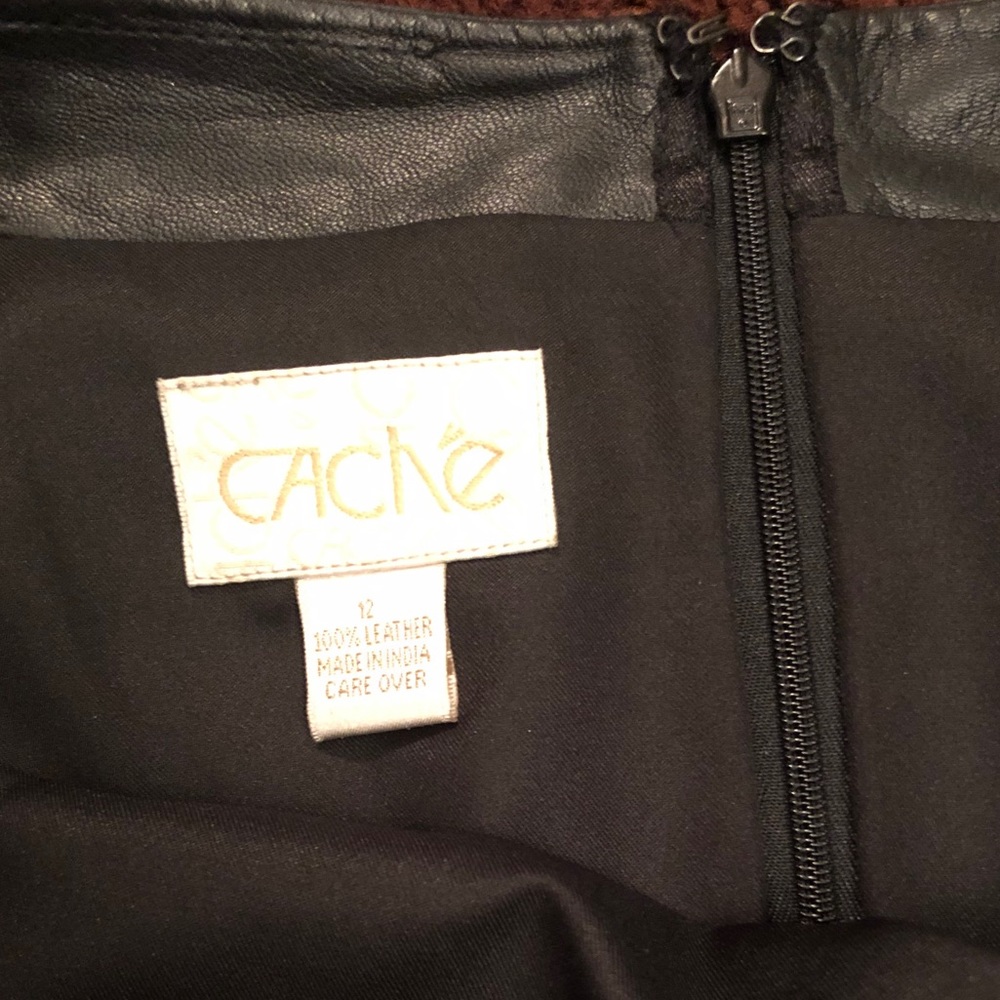 Cache black 100% leather skirt